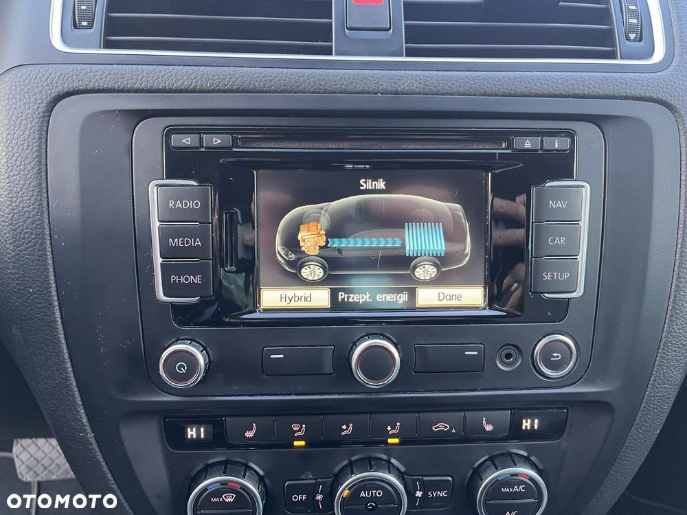 Volkswagen Jetta - 31