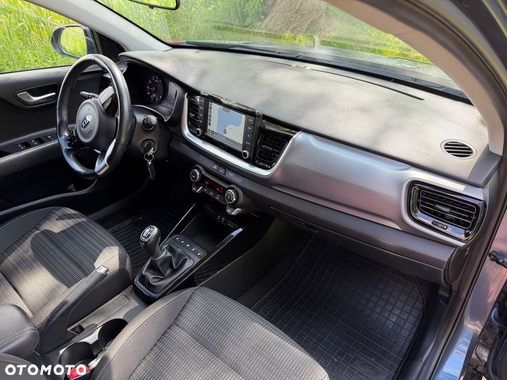 Kia Stonic - 12