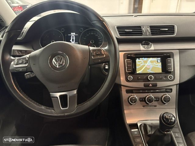 VW Passat Variant - 6