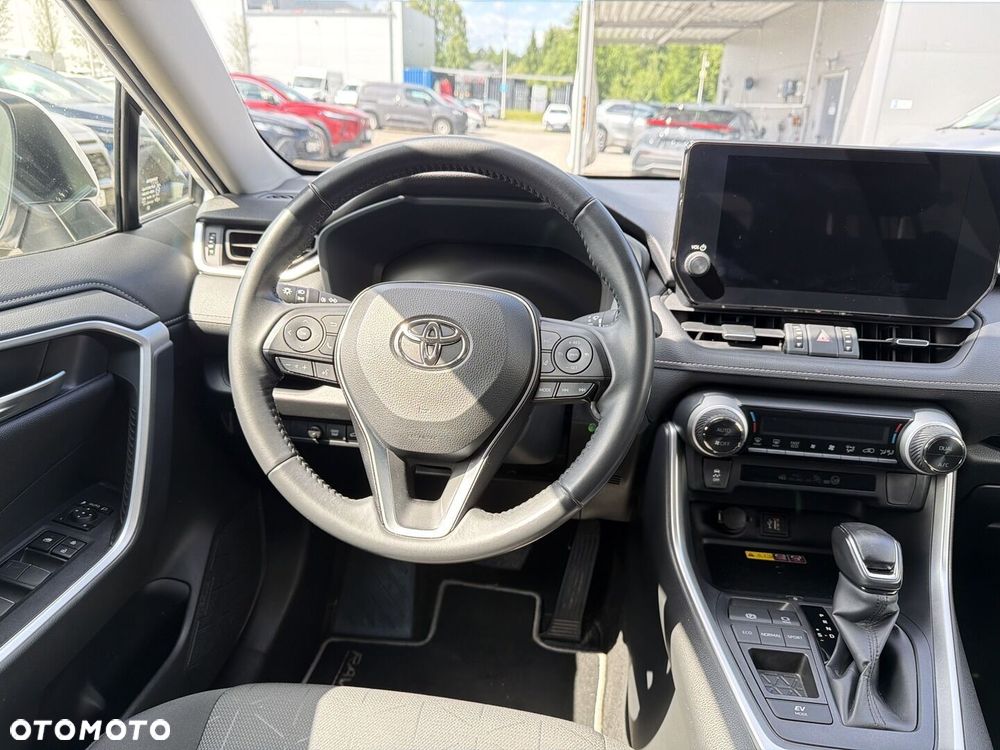 Toyota RAV4 - 13