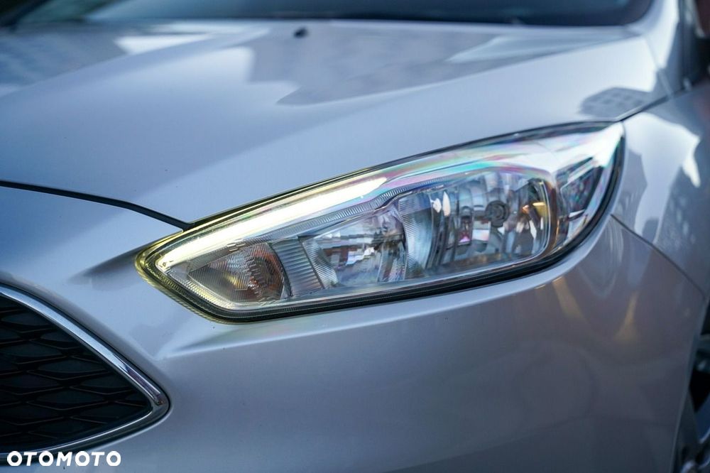Ford Focus 1.6 Trend - 11