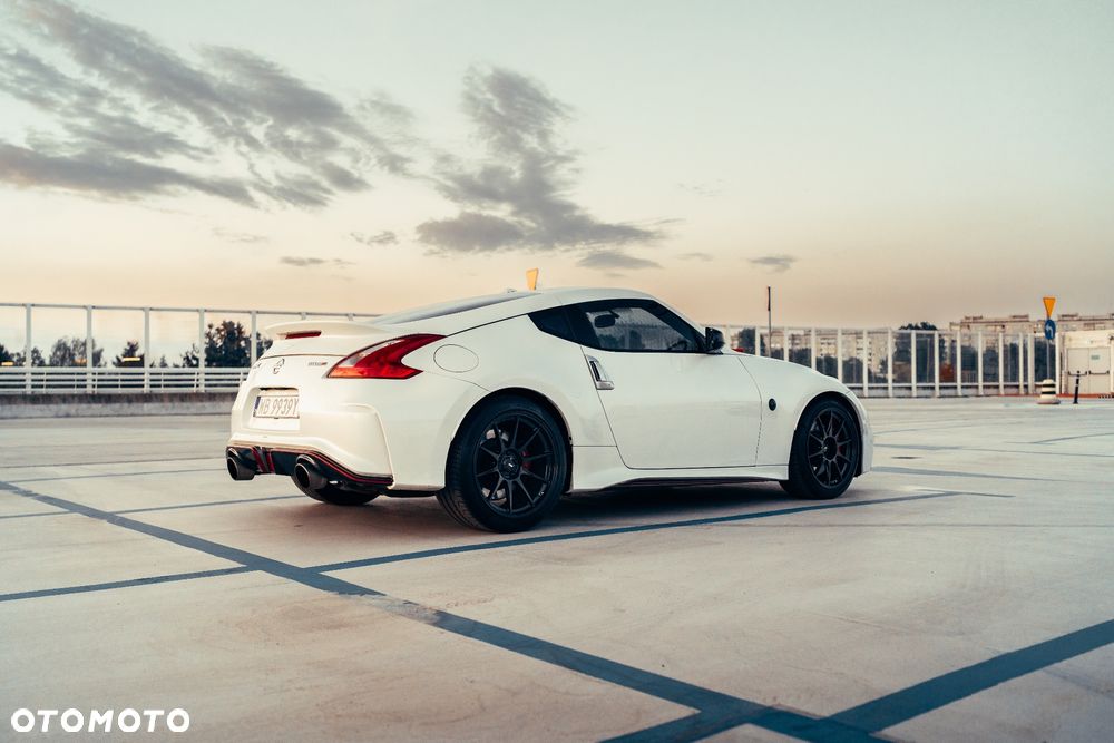 Nissan 370 Z 3.7 V6 Nismo - 4