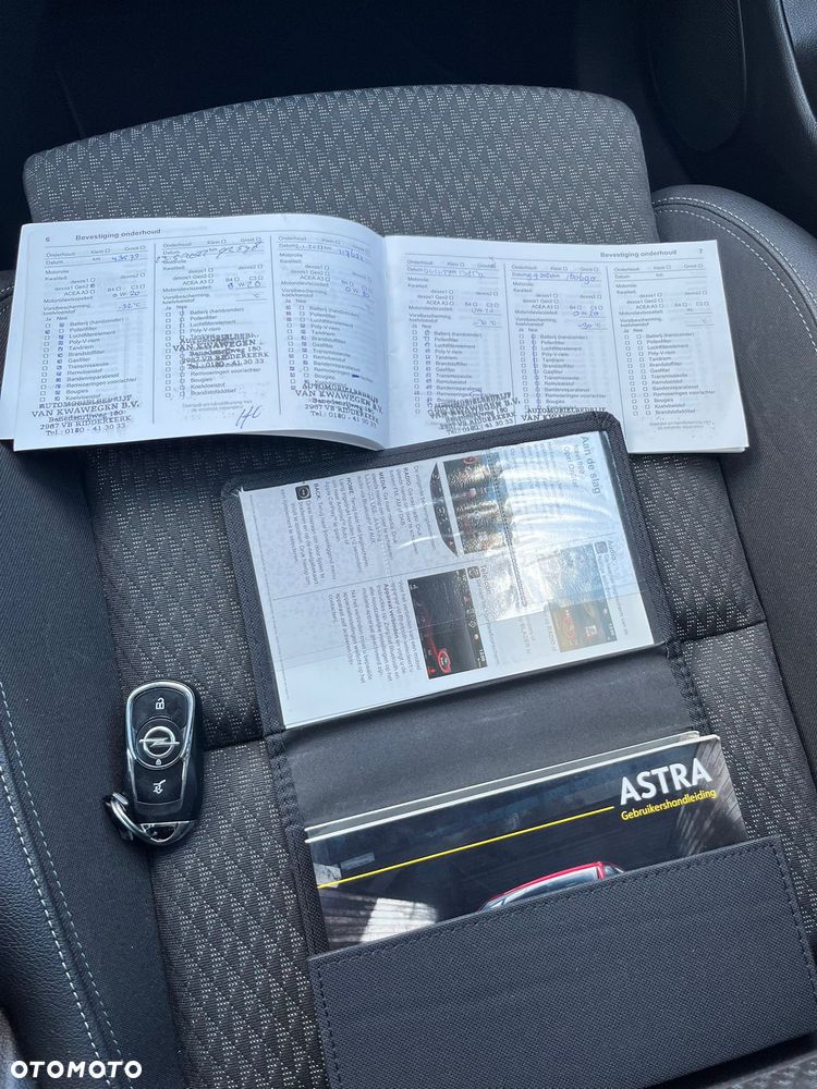 Opel Astra 1.4 Turbo Start/Stop Innovation - 28