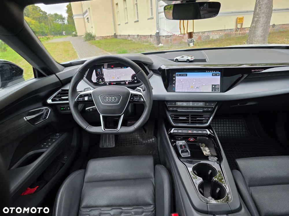 Audi e-tron GT - 8