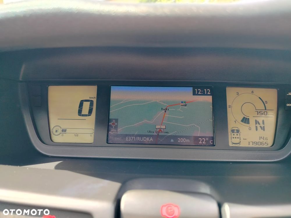 Citroën C4 Grand Picasso 1.6 e-HDi FAP EGS6 (7-Sitzer) Exclusive - 34