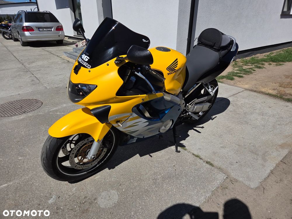 Honda CBR - 4