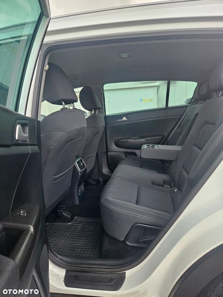Kia Sportage - 32