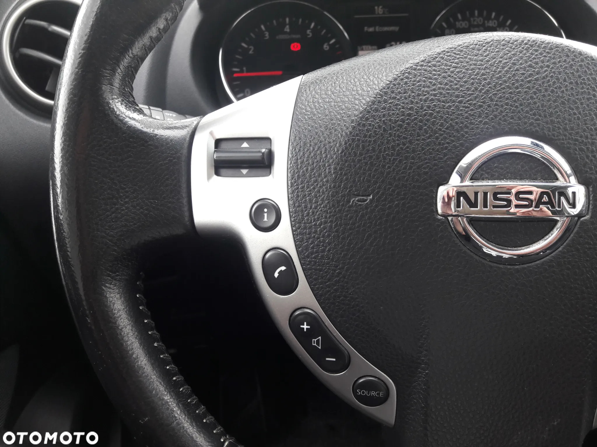 Nissan Qashqai+2 2.0 Tekna - 21