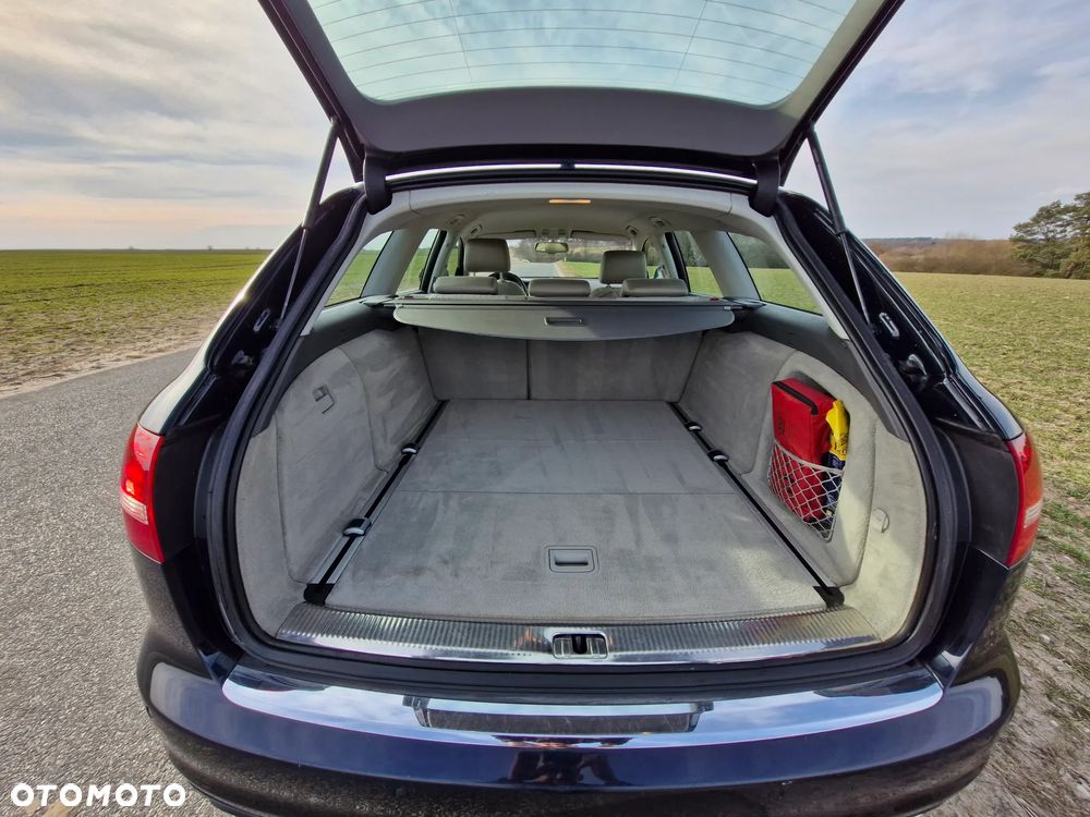 Audi A6 Avant 2.7 TDI DPF quattro tiptronic - 15