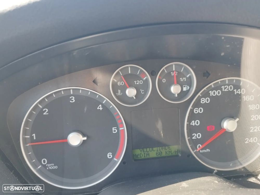 Ford Focus SW 1.6 TDCi Titanium - 7