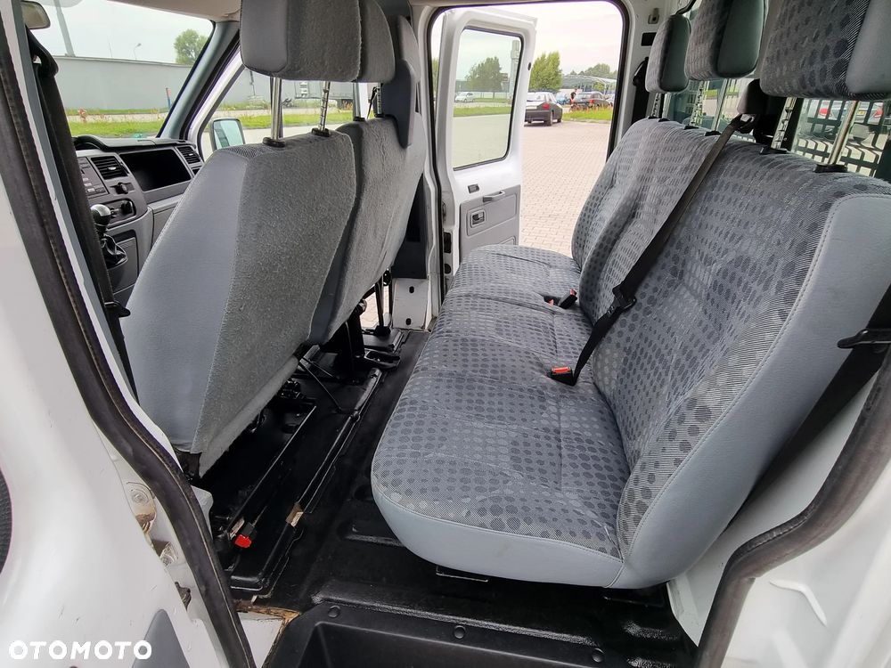 Ford Transit - 25