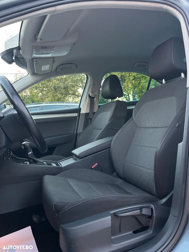 Skoda Superb 2.0 TDI DSG Ambition - 7