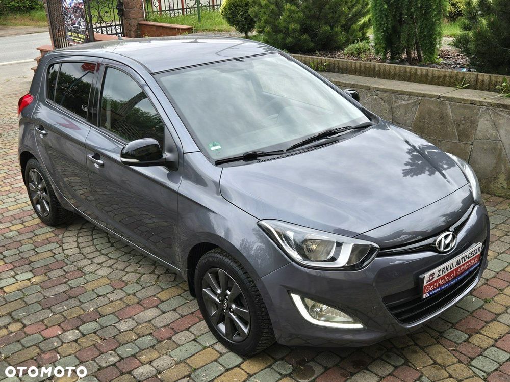 Hyundai i20 1.2 Fifa World Cup Edition - 4