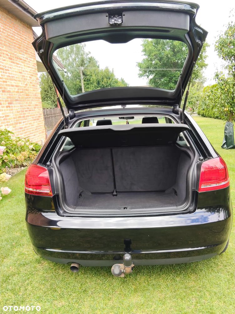 Audi A3 3-drzwiowe 1.6 Ambition - 8