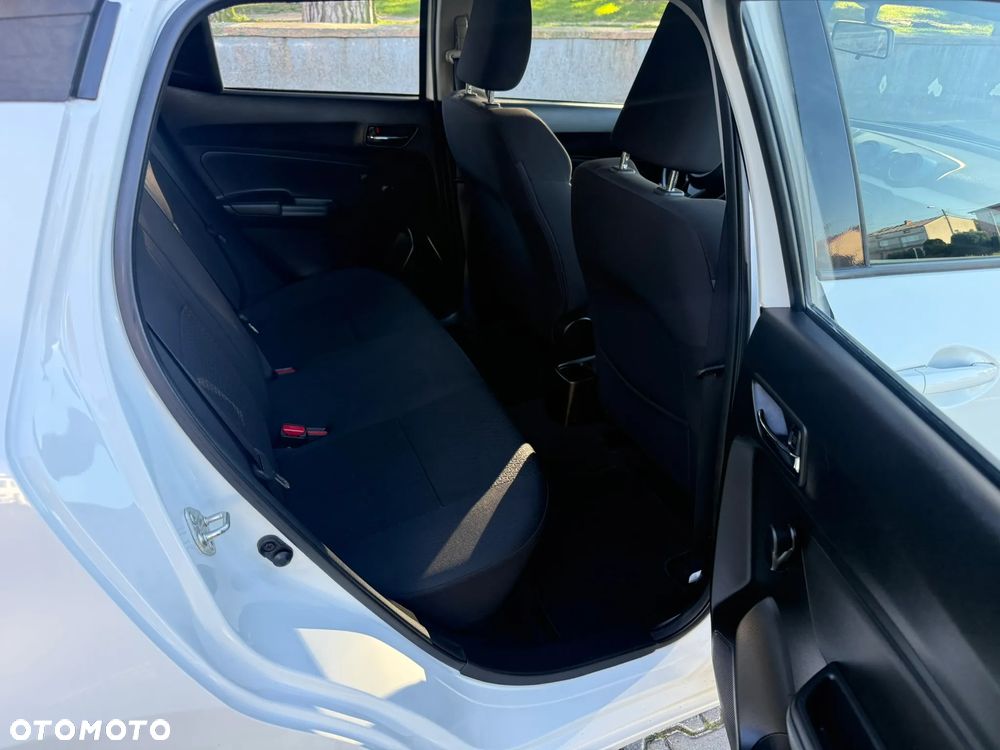 Suzuki Swift 1.2 Dualjet Club - 35