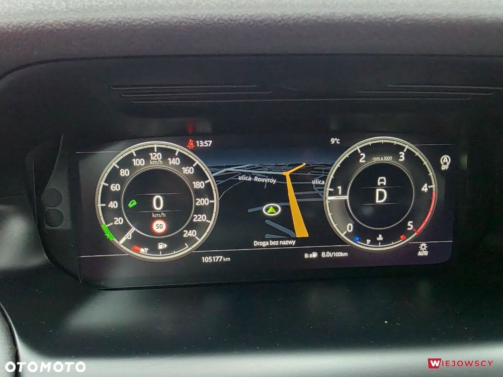 Land Rover Discovery Sport - 28