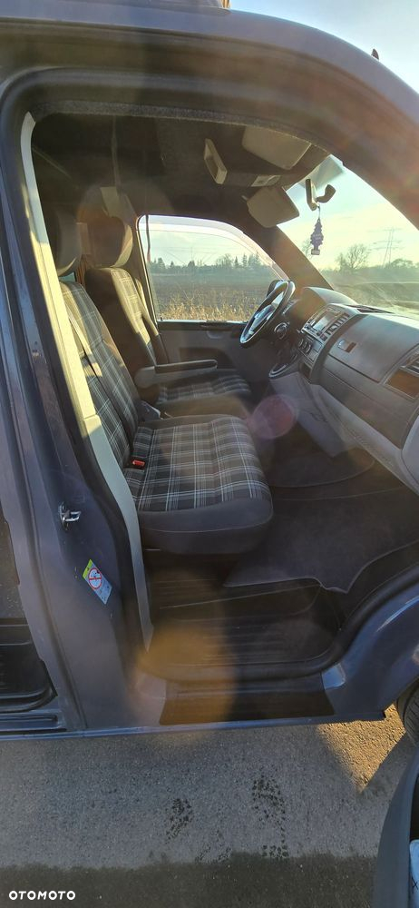 Volkswagen Transporter - 11