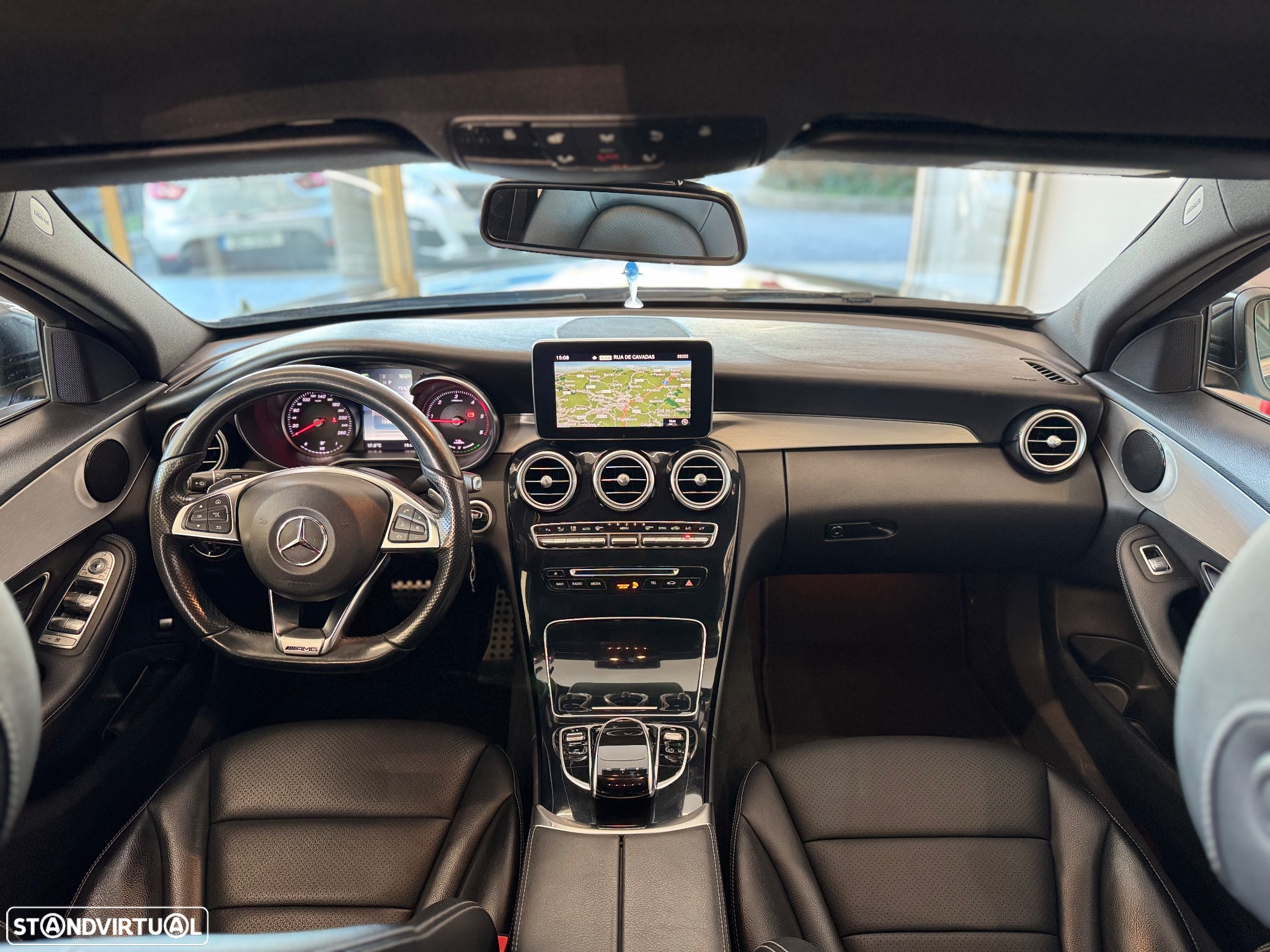 Mercedes-Benz C 300 h AMG Line - 9