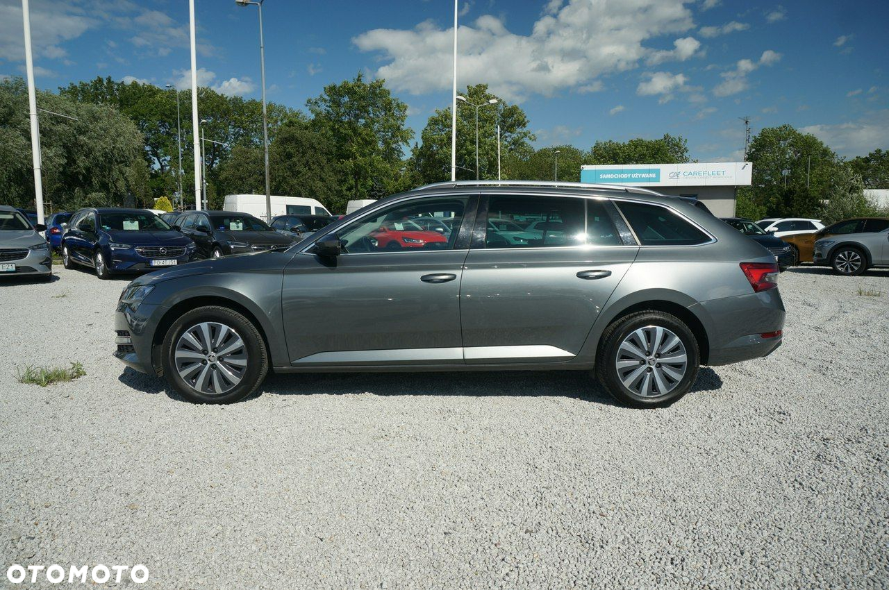 Skoda Superb 2.0 TDI SCR Style DSG - 10