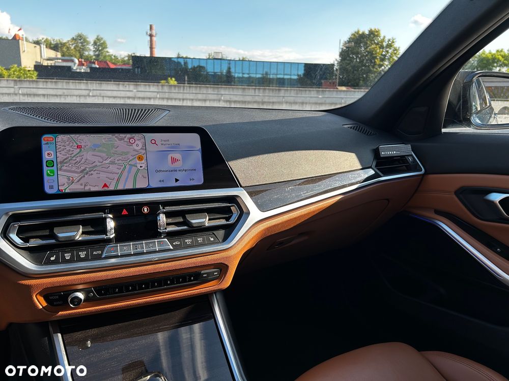 BMW Seria 3 330i xDrive M Sport sport - 15