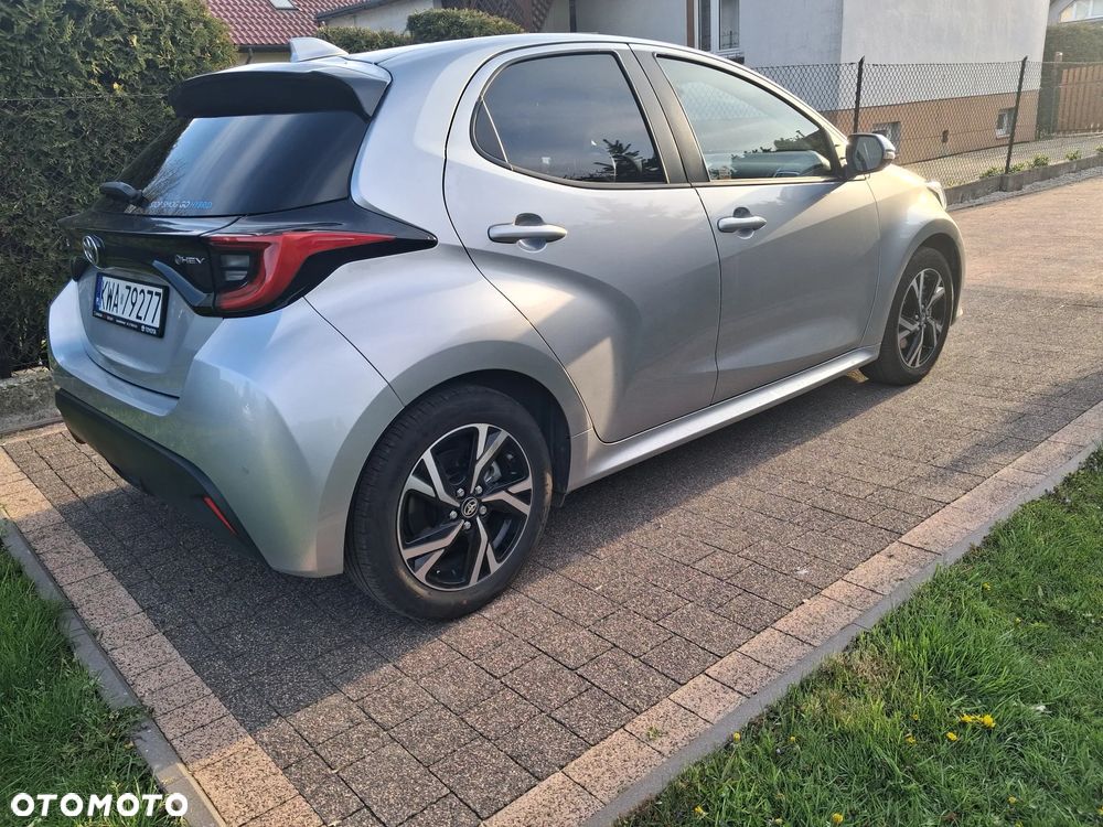 Toyota Yaris Hybrid 1.5 Style - 3