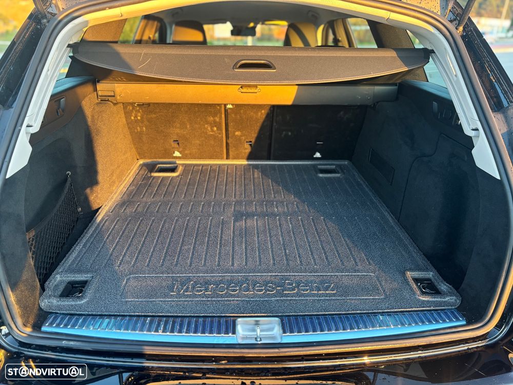 Mercedes-Benz E 220 - 17