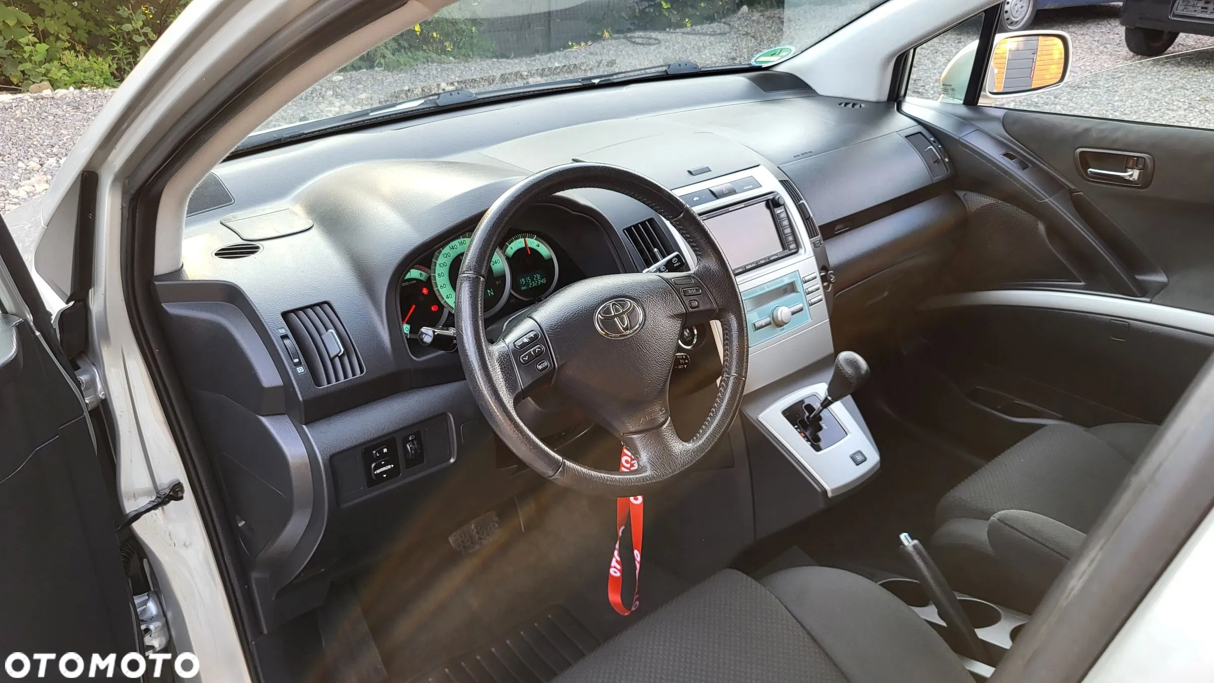 Toyota Corolla Verso 1.8 Multi-Mode Sol - 8