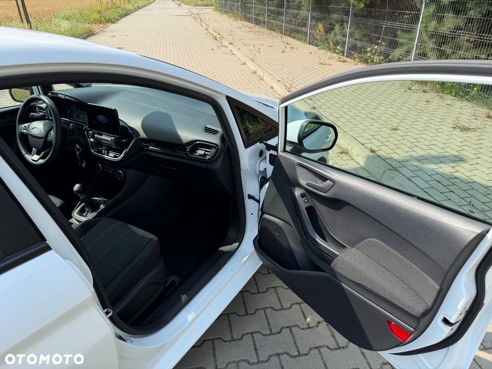 Ford Fiesta 1.1 Connected - 11