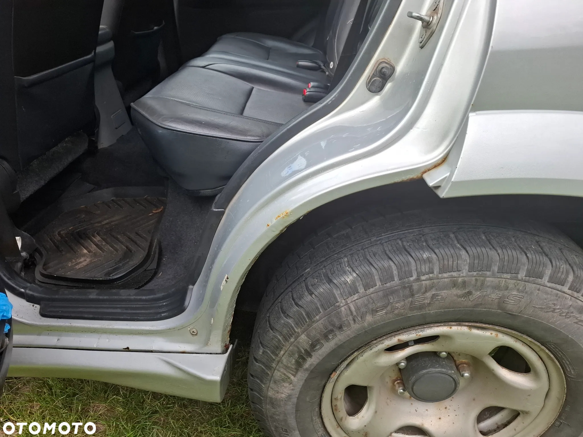 Suzuki Grand Vitara 2.0 - 12