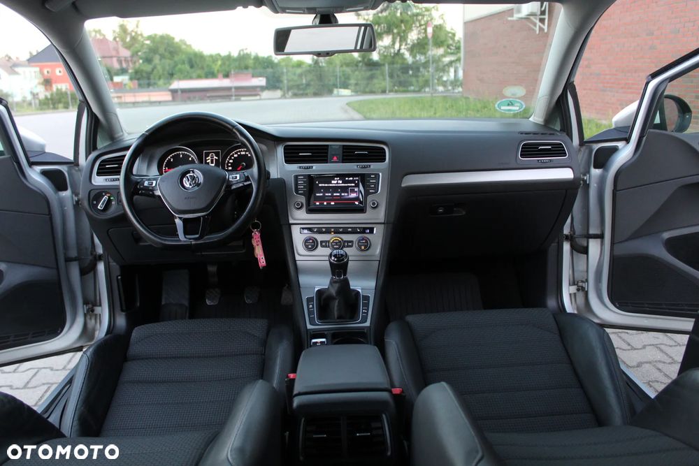 Volkswagen Golf 1.6 TDI BlueMotion Technology Comfortline - 6