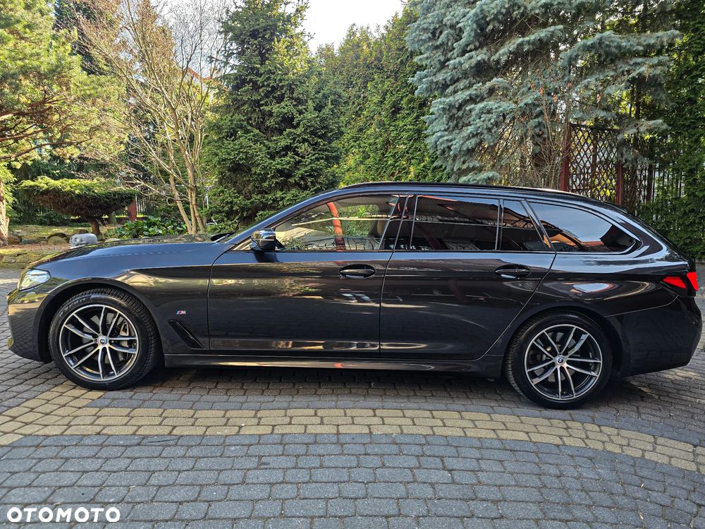BMW Seria 5 530d xDrive mHEV M Sport sport - 4