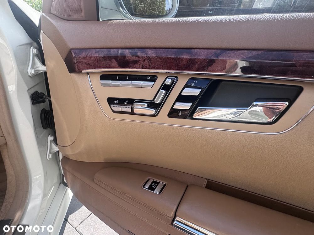 Mercedes-Benz Klasa S 63 AMG L 7G-TRONIC - 28