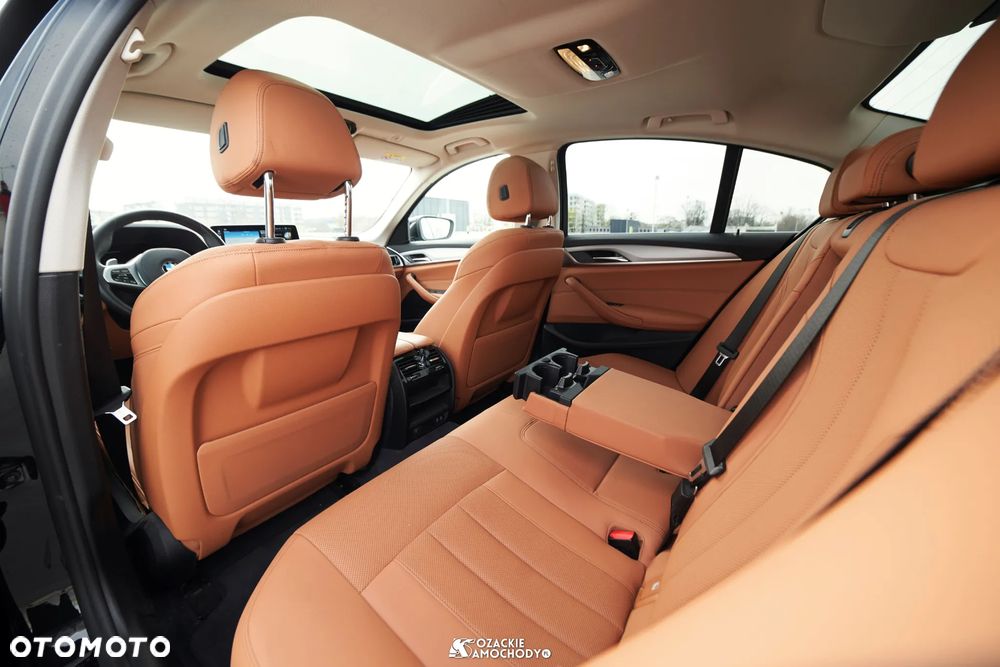 BMW Seria 5 520d - 16