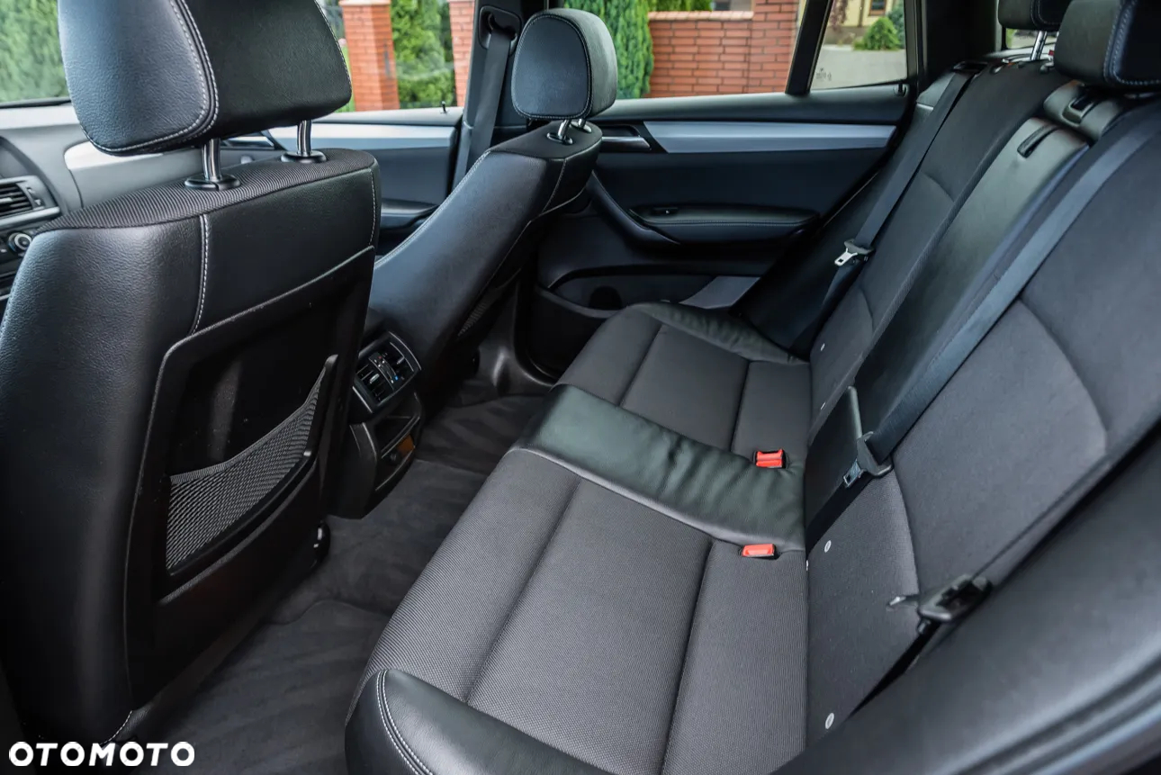 BMW X3 xDrive20d Blue Performance - 23