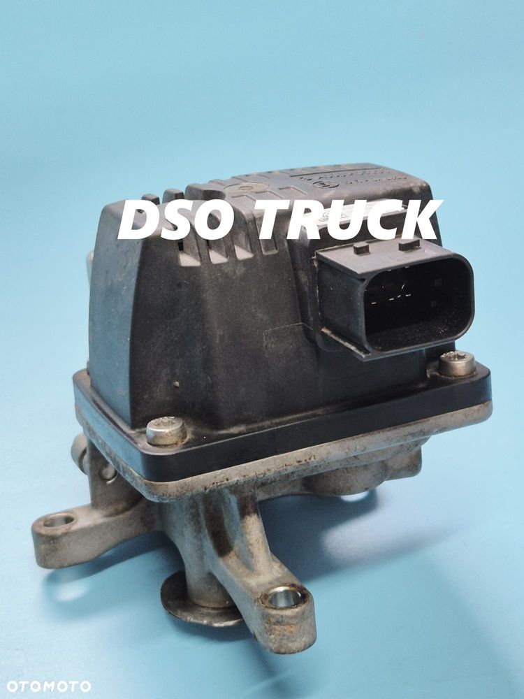 DOZOWNIK WTRYSKIWACZ ADBLUE A0001405339 MERCEDES ACTORS MP4 - 5