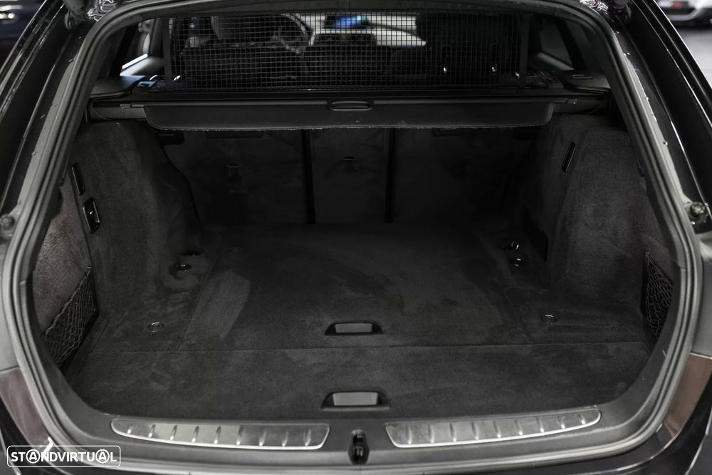 BMW 318 d Touring Aut. M Sport - 25