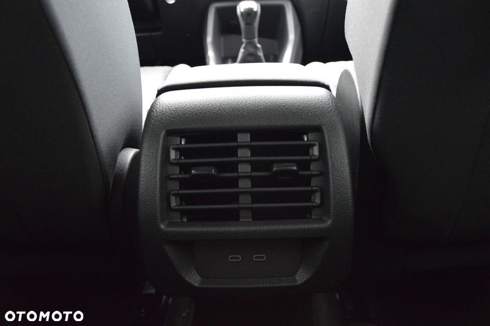 Volkswagen Caddy Life - 21