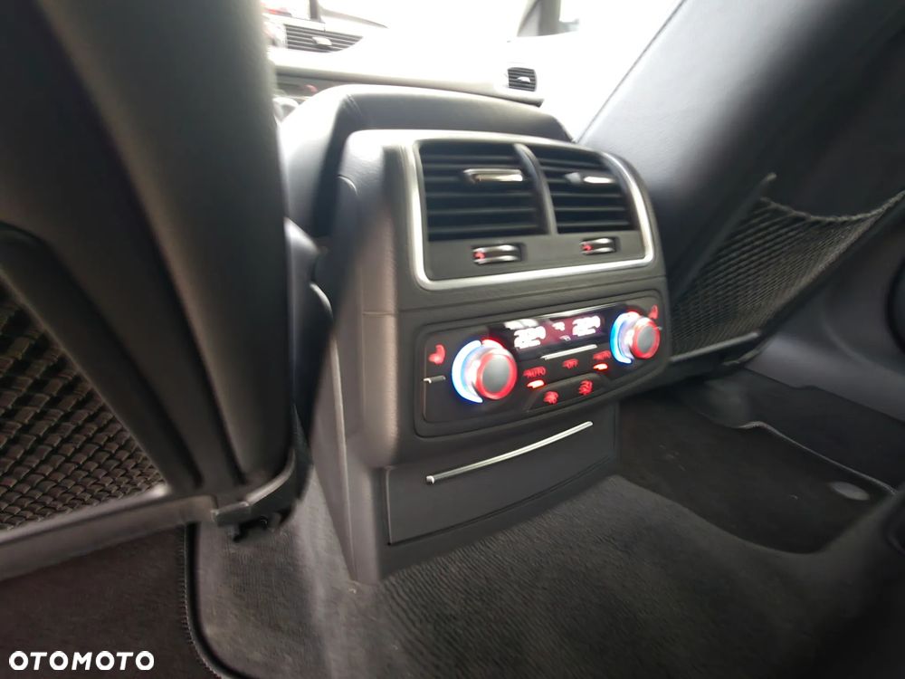 Audi A6 Avant 3.0 TDI Quattro S tronic - 20