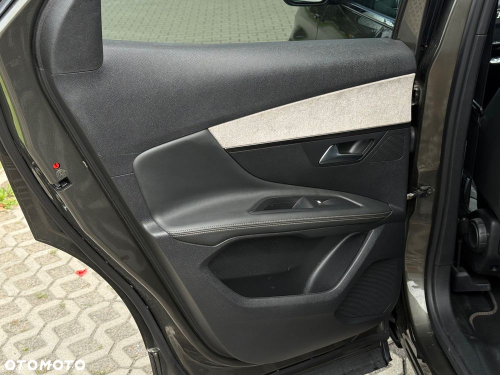 Peugeot 3008 2.0 BlueHDi GT S&S EAT8 - 18