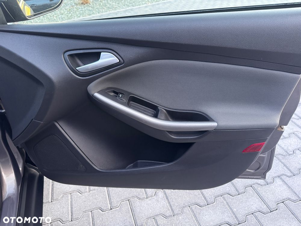 Ford Focus 1.6 TDCi Edition Start - 16