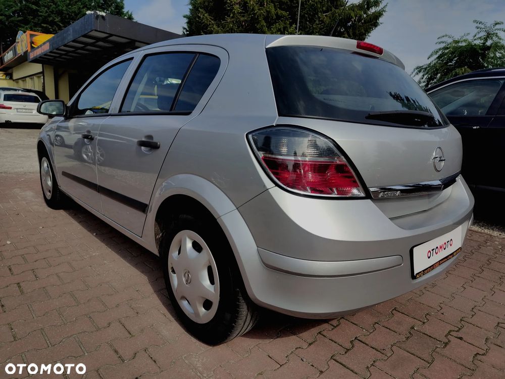 Opel Astra - 9
