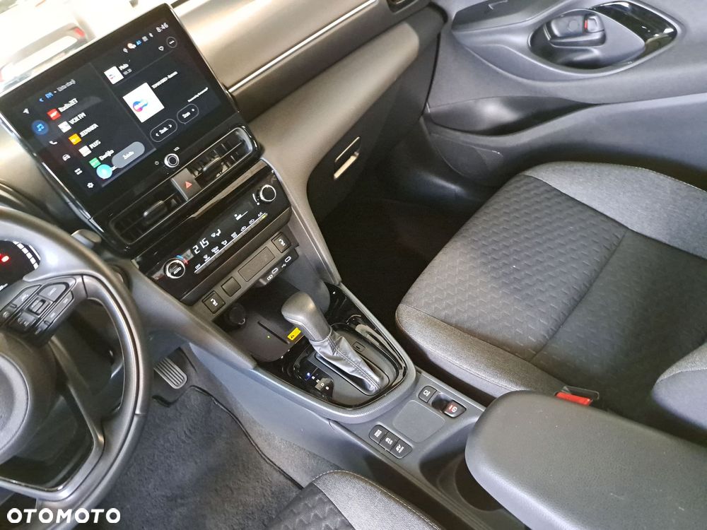 Toyota Yaris Cross Hybrid 1.5 Style - 29