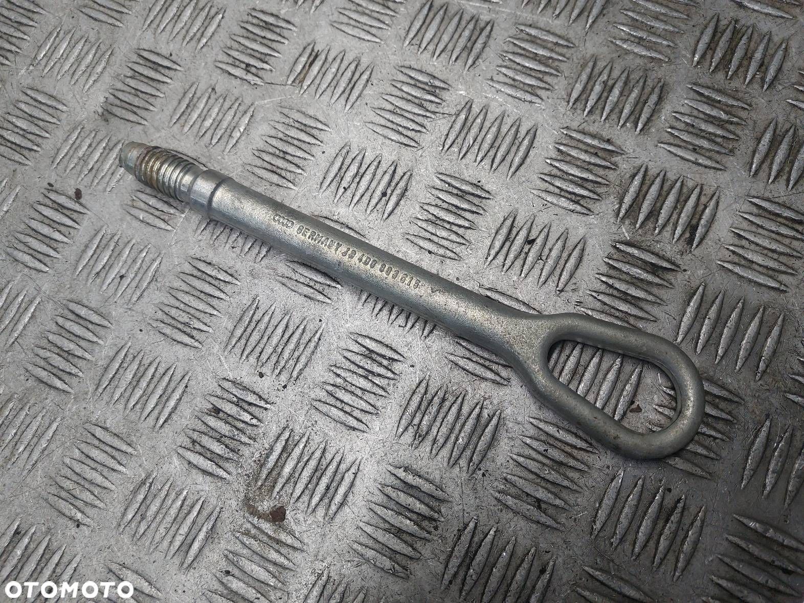UCHO HOLOWNICZE AUDI A8 D2 4D0803615 - 1
