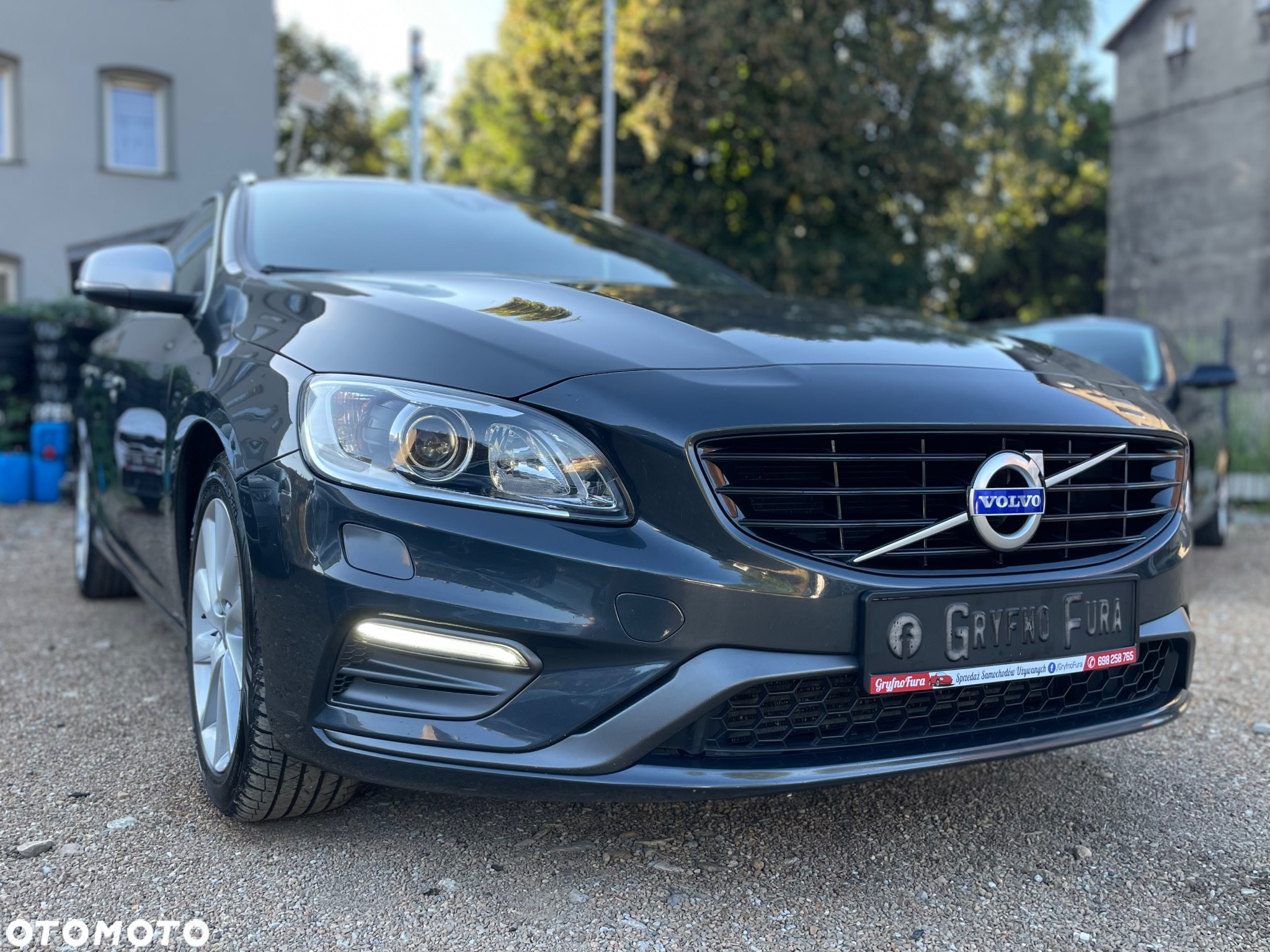 Volvo V60 D3 AWD R-Design - 7