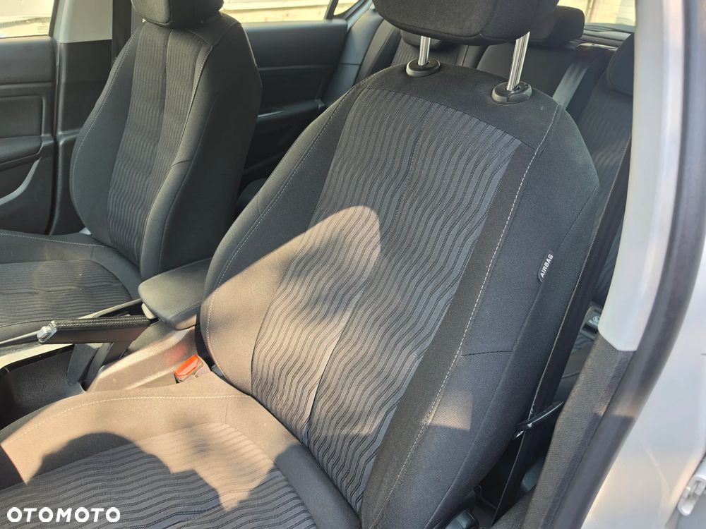 Peugeot 308 1.6 HDi Access - 15