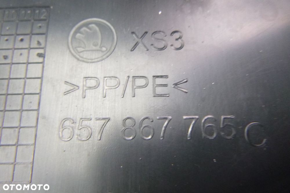 SKODA KAMIQ OSŁONA SŁUPKA TYLNEGO LAMPKA PODSUFITKI RACZKI PODSUFITKI OSŁONA PROGU OSŁONA TYLNEJ KANAPY 657863483 657863484 568867233 658867234 657868837A 657868802 658867243 658867244 658867287 658867288 657867281 657867282 657867765 657867766 657853369 657853370 58867246 658867245 - 19