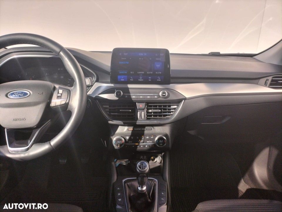 Ford Focus - 10