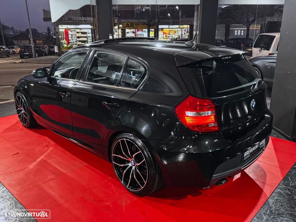 BMW 118 d Pack M - 4