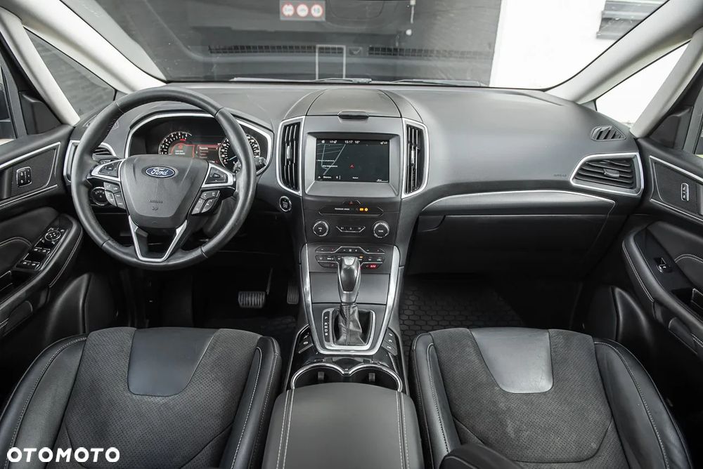 Ford S-Max 2.0 TDCi Allrad Titanium - 29