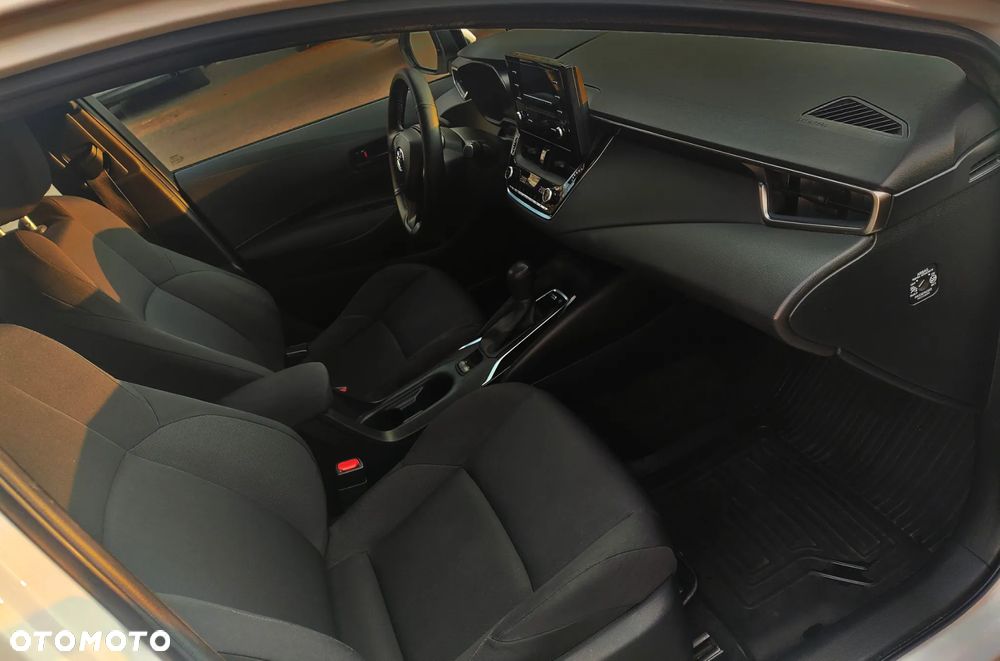Toyota Corolla 1.8 Hybrid Active - 16